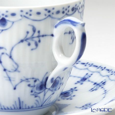 ロイヤルコペンハーゲン（Royal Copenhagen） ブルー フルーテッド ハーフレース コーヒーカップ＆ソーサー 170ml 1102071／1017205