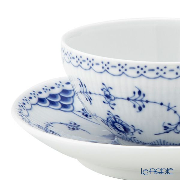 ロイヤルコペンハーゲン（Royal Copenhagen） ブルー フルーテッド ハーフレース ティーカップ＆ソーサー 200ml 1102080／1017206