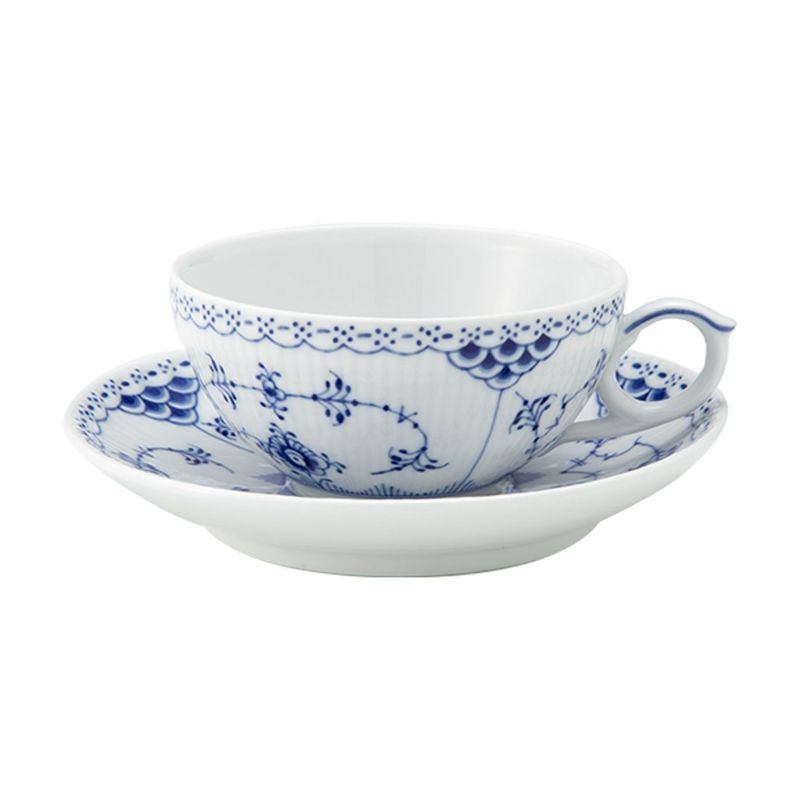 ロイヤルコペンハーゲン（Royal Copenhagen） ブルー フルーテッド ハーフレース ティーカップ＆ソーサー 200ml 1102080／1017206