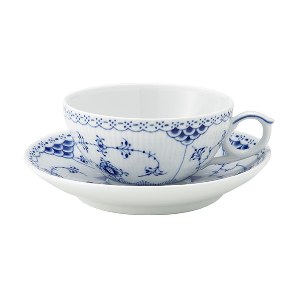 ロイヤルコペンハーゲン（Royal Copenhagen） ブルー フルーテッド ハーフレース ティーカップ＆ソーサー 200ml 1102080／1017206