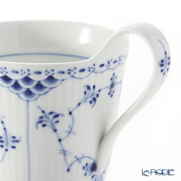 ロイヤルコペンハーゲン（Royal Copenhagen） ブルー フルーテッド ハーフレース ハイハンドル マグ 330ml 1102090／1026447