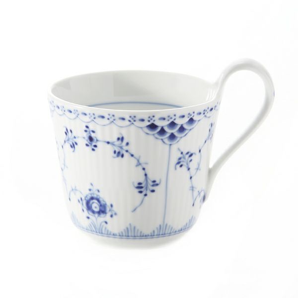 ロイヤルコペンハーゲン（Royal Copenhagen） ブルー フルーテッド ハーフレース ハイハンドル マグ 330ml 1102090／1026447