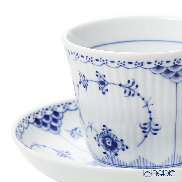 ロイヤルコペンハーゲン（Royal Copenhagen） ブルー フルーテッド ハーフレース ティーカップ＆ソーサー ハイハンドル 240ml 1102092／1055308