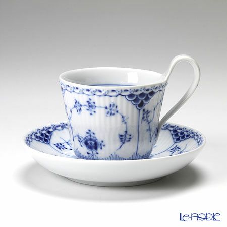 ロイヤルコペンハーゲン（Royal Copenhagen） ブルー フルーテッド ハーフレース ハイハンドルカップ＆ソーサー（ミニ） 170ml 1102095