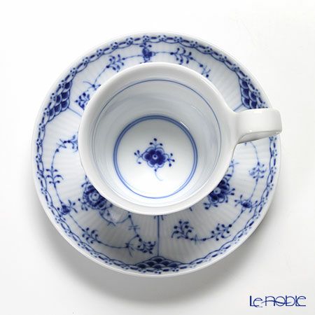 ロイヤルコペンハーゲン（Royal Copenhagen） ブルー フルーテッド ハーフレース ハイハンドルカップ＆ソーサー（ミニ） 170ml 1102095