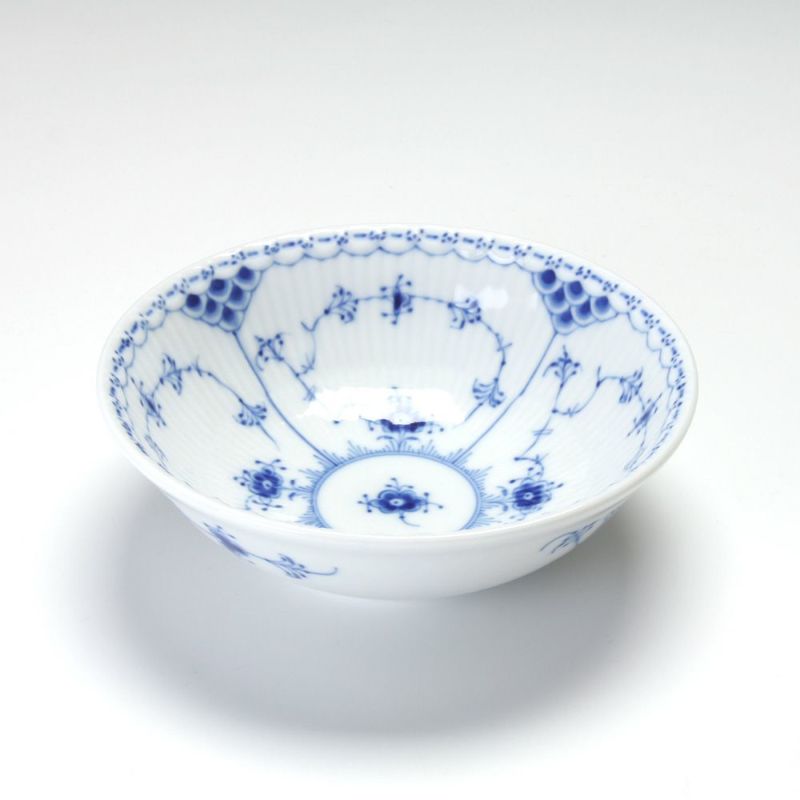 ロイヤルコペンハーゲン（Royal Copenhagen） ブルー フルーテッド ハーフレース ボウル（S） 5.5×16cm 1102574／1017217