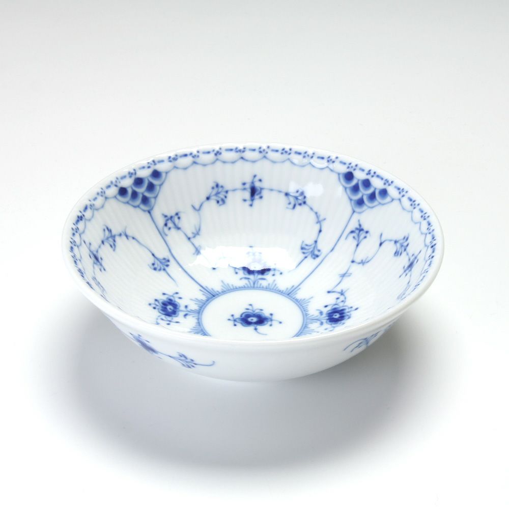 ロイヤルコペンハーゲン（Royal Copenhagen） ブルー フルーテッド ハーフレース ボウル（S） 5.5×16cm 1102574／1017217
