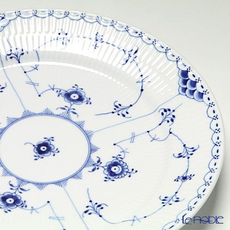ロイヤルコペンハーゲン（Royal Copenhagen） ブルー フルーテッド ハーフレース プレート（フラット） 27cm 1102627／1017225