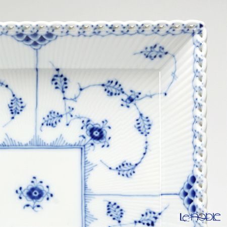 ロイヤルコペンハーゲン（Royal Copenhagen） ブルー フルーテッド フルレース プレートスクエア（ラージ） 21.5cm 1103722