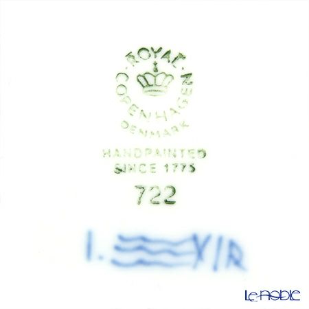 ロイヤルコペンハーゲン（Royal Copenhagen） ブルー フルーテッド フルレース プレートスクエア（ラージ） 21.5cm 1103722