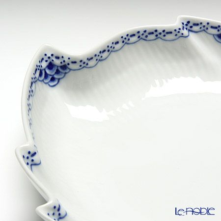 ロイヤルコペンハーゲン（Royal Copenhagen） プリンセス ブルー ディッシュ（葉型） 23×18.5cm 1104357