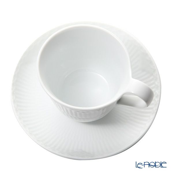 ロイヤルコペンハーゲン（Royal Copenhagen） ホワイト フルーテッド ハーフレース ティーカップ＆ソーサー（ハイハンドル） 240ml 1128092／1017278