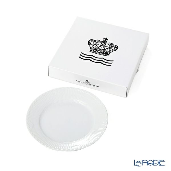 ロイヤルコペンハーゲン（Royal Copenhagen） ホワイト フルーテッド ハーフレース プレート（フラット） 19cm 1128620／1017293