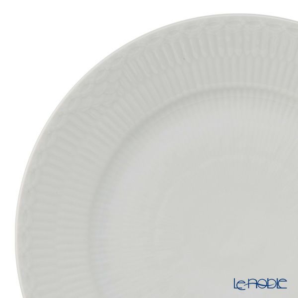 ロイヤルコペンハーゲン（Royal Copenhagen） ホワイト フルーテッド ハーフレース プレート（フラット） 22cm 1128622／1017294