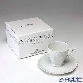 ロイヤルコペンハーゲン（Royal Copenhagen） ホワイト フルーテッド フルレース コーヒーカップ＆ソーサー 140ml 1132068／1052691