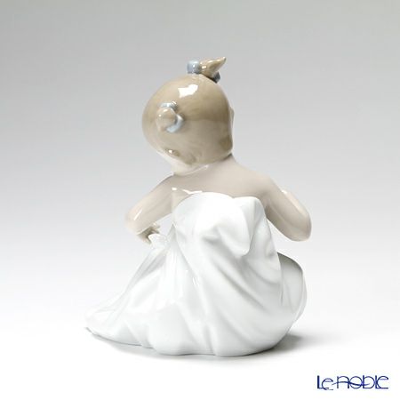 NAO ナオ お風呂上がりの女の子 02001337