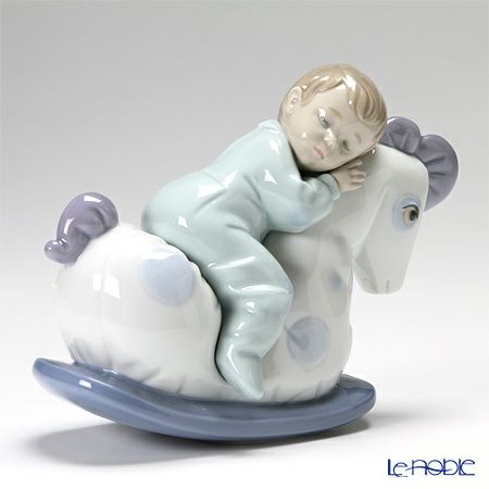 NAO ナオ 木馬でお昼寝 02001476