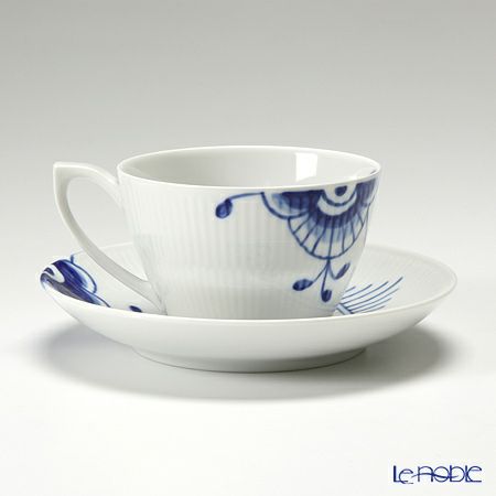 ロイヤルコペンハーゲン（Royal Copenhagen） ブルー フルーテッド メガ ティーカップ＆ソーサー 280ml 2381086／1017335
