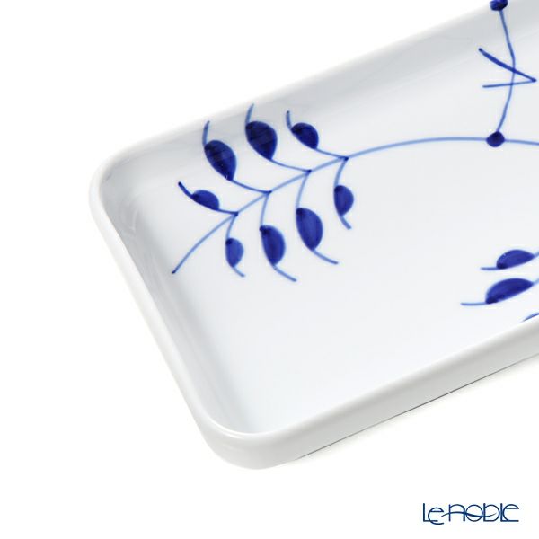 ロイヤルコペンハーゲン（Royal Copenhagen） ブルー フルーテッド メガ トレイ 24cm 2381377／1017344