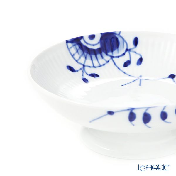 ロイヤルコペンハーゲン（Royal Copenhagen）ブルーフルーテッドメガ ケーキディッシュ 足付 直径17.5cm／高さ6cm 2381427／1026444