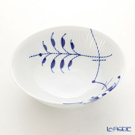 ロイヤルコペンハーゲン（Royal Copenhagen） ブルー フルーテッド メガ ボウル 16cm 2381575／1017357