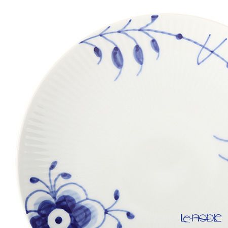 ロイヤルコペンハーゲン（Royal Copenhagen） ブルー フルーテッド メガ クーププレート 19cm 2381729／1016903