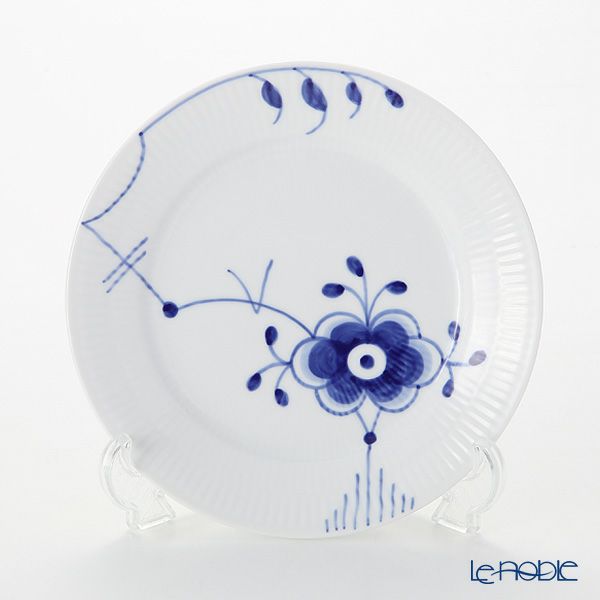 ロイヤルコペンハーゲン（Royal Copenhagen） ブルー フルーテッド メガ プレート 19cm No.6 2386620／1017371