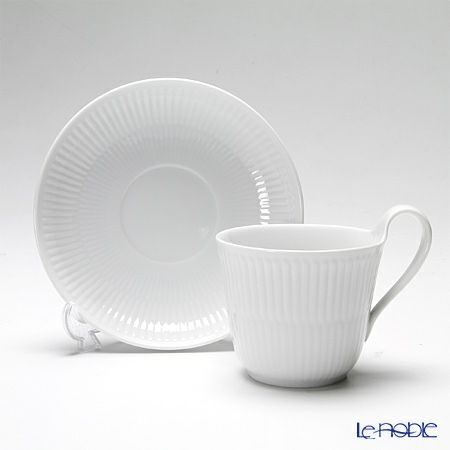 ロイヤルコペンハーゲン（Royal Copenhagen） ホワイト フルーテッド プレイン ティーカップ＆ソーサー（ハイハンドル） 240ml 2408092／1017384