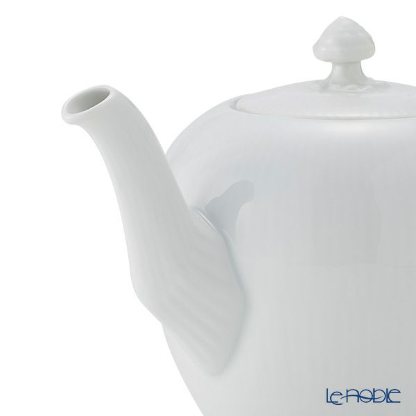 ロイヤルコペンハーゲン（Royal Copenhagen） ホワイト フルーテッド プレイン ティーポット（M） 700ml 2408135