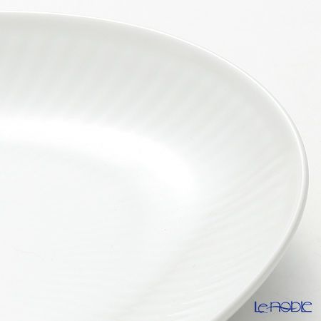 ロイヤルコペンハーゲン（Royal Copenhagen） ホワイト フルーテッド プレイン オーバルディッシュ 23.5×15cm 2408356／1016929