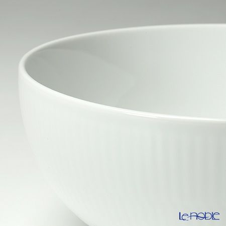 ロイヤルコペンハーゲン（Royal Copenhagen） ホワイト フルーテッド プレイン ボウル 18cm 2408456／1017395