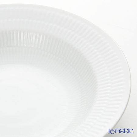 ロイヤルコペンハーゲン（Royal Copenhagen） ホワイト フルーテッド プレイン プレート（ディープ） 21cm 2408604／1017400