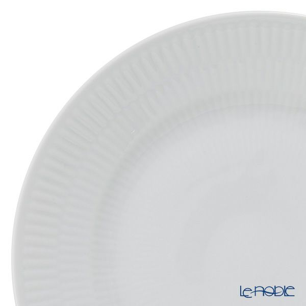 ロイヤルコペンハーゲン（Royal Copenhagen） ホワイト フルーテッド プレイン プレート 19cm 2408620／1017402