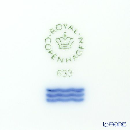 ロイヤルコペンハーゲン（Royal Copenhagen） ホワイト フルーテッド プレイン オーバルプレート 33.5cm 2408633／1017406