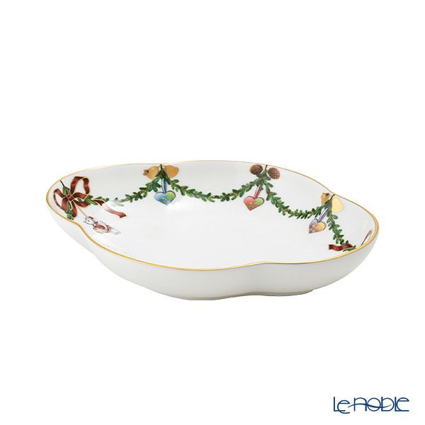 ロイヤルコペンハーゲン（Royal Copenhagen） スターフルーテッド クリスマス ディッシュ 17.5cm 2503353／1055053