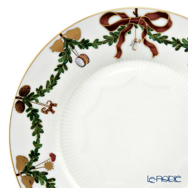 ロイヤルコペンハーゲン（Royal Copenhagen） スターフルーテッド プレート 19cm 2503619／1017455