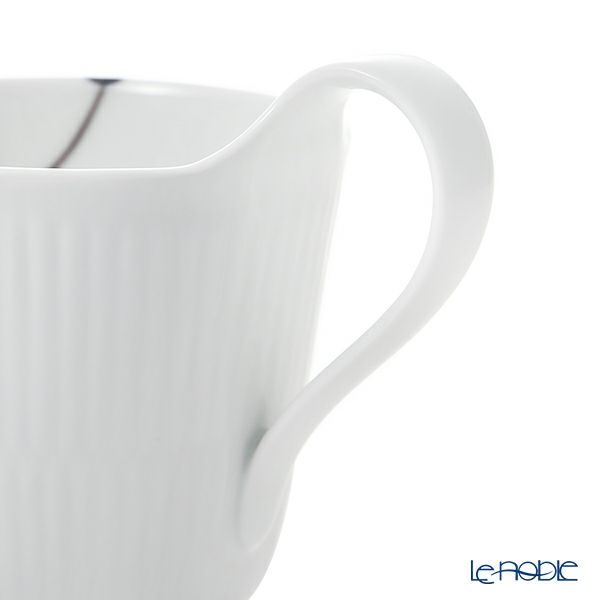 ロイヤルコペンハーゲン（Royal Copenhagen） ブラック フルーテッド メガ マグカップ ハイハンドル 330ml 2541090／1017018