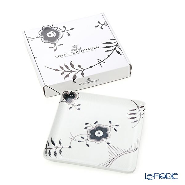 ロイヤルコペンハーゲン（Royal Copenhagen） ブラック フルーテッド メガ 2541720／1052399 スクエアディッシュ 20×20cm