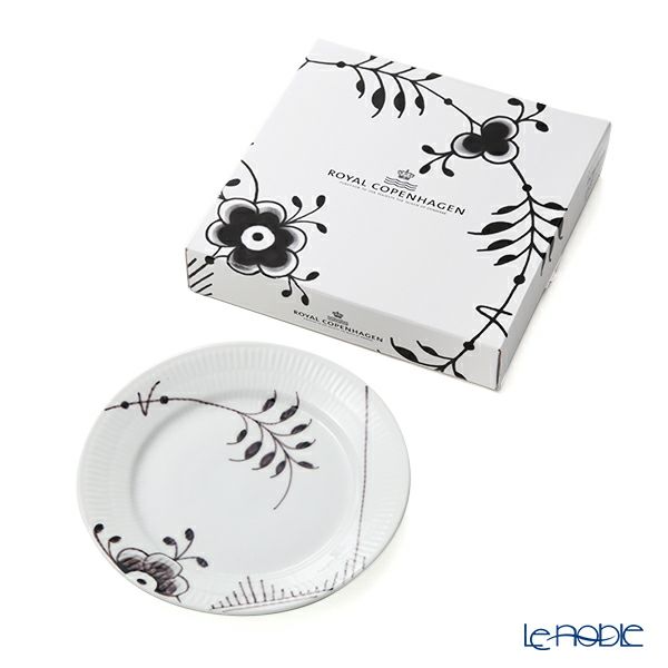 ロイヤルコペンハーゲン（Royal Copenhagen） ブラック フルーテッド メガ プレート 19cm 2542620／1017038