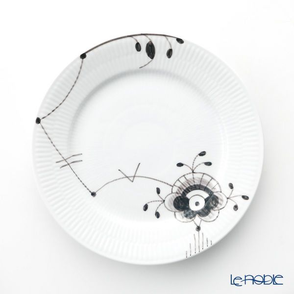 ロイヤルコペンハーゲン（Royal Copenhagen） ブラック フルーテッド メガ デザートプレート 22cm 2546622／1017472