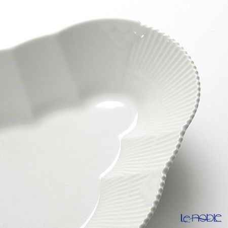 ロイヤルコペンハーゲン（Royal Copenhagen） エレメンツ ホワイト オーバルディッシュ 23cm 2597353／1017489