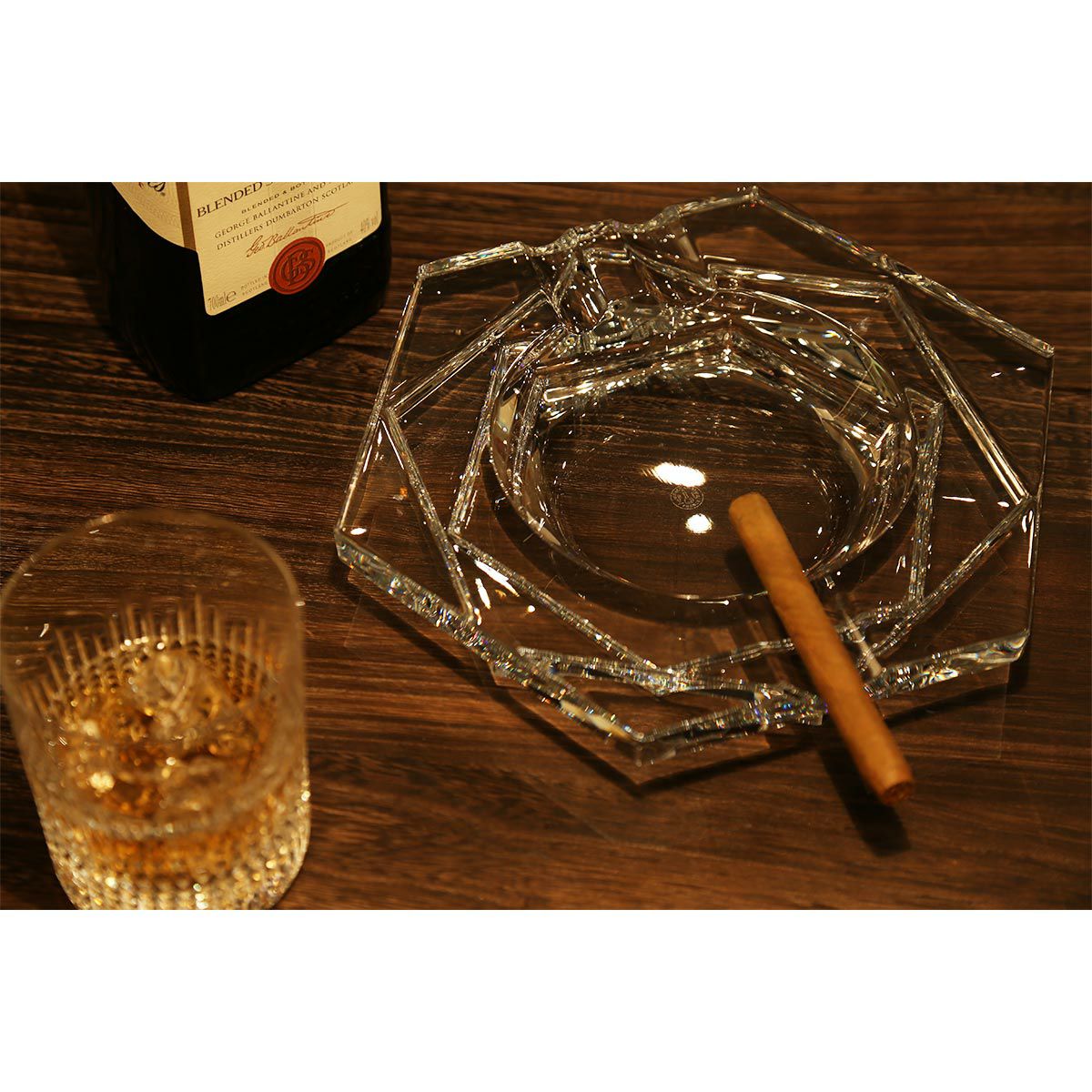 バカラ（Baccarat） アビス（Abysse） 2-606-795 アッシュトレイ／灰皿 23.2cm