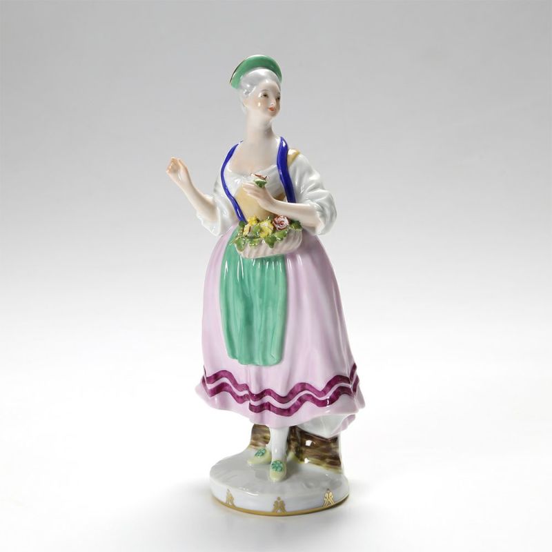 アウガルテン（AUGARTEN） フィギュリン（011210） 花を売る女 23cm 1008