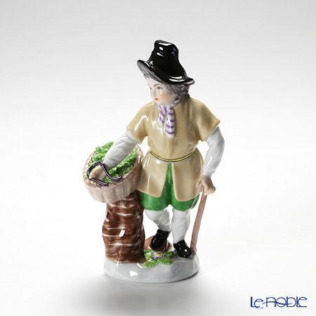 アウガルテン（AUGARTEN） フィギュリン（011210） ウナギを売る若者 1014