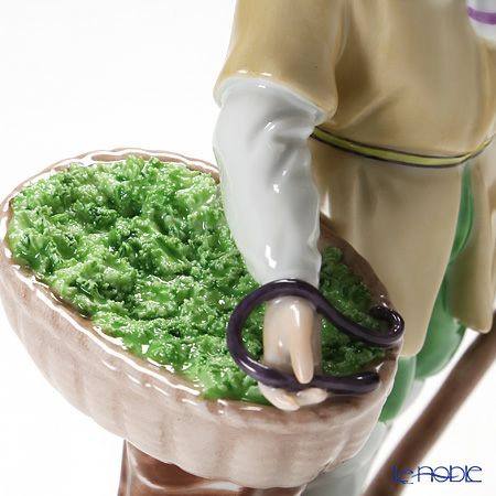 アウガルテン（AUGARTEN） フィギュリン（011210） ウナギを売る若者 1014