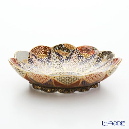 現代の京薩摩×アウガルテン磁器工房 小皿（豆皿） 9cm 白藤とすずめ 絵付：伝統工芸士 小野多美枝氏 -空女-