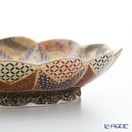 現代の京薩摩×アウガルテン磁器工房 小皿（豆皿） 9cm 白藤とすずめ 絵付：伝統工芸士 小野多美枝氏 -空女-