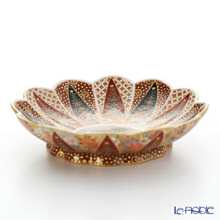 現代の京薩摩×アウガルテン磁器工房 小皿（豆皿） 9cm 桜山水 絵付：伝統工芸士 小野多美枝氏 -空女-