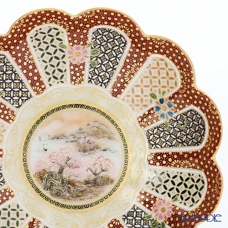 現代の京薩摩×アウガルテン磁器工房 小皿（豆皿） 9cm 山水（桜） 絵付：伝統工芸士 小野多美枝氏 -空女-