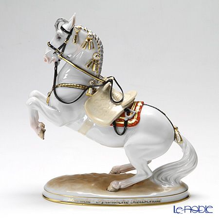 アウガルテン（AUGARTEN） フィギュリン（011210） スペイン乗馬学校 騎手のいないレバード 21.5cm 1550